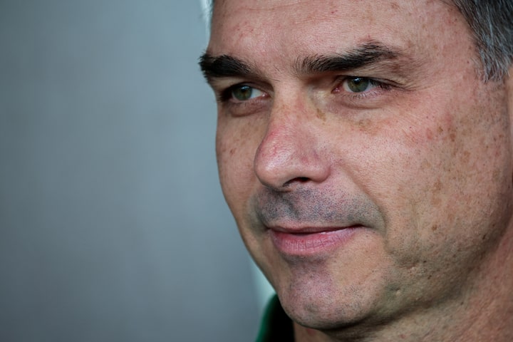 Bolsonaro’s son confirms 2026 presidential bid 