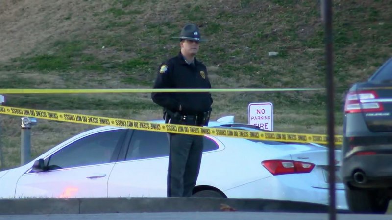 1 dead, 1 hurt in shooting at Kentucky State University 