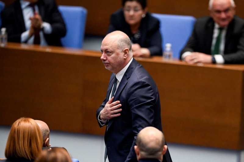 Bulgarian government resigns amid mass protests -  VIDEO 