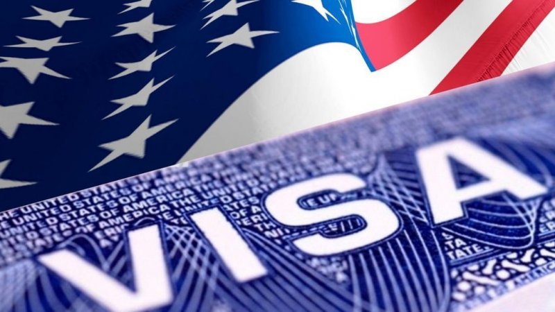 US to require social media info from visa-free travelers