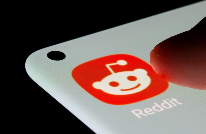 Reddit sues Australia over under-16 social media ban 