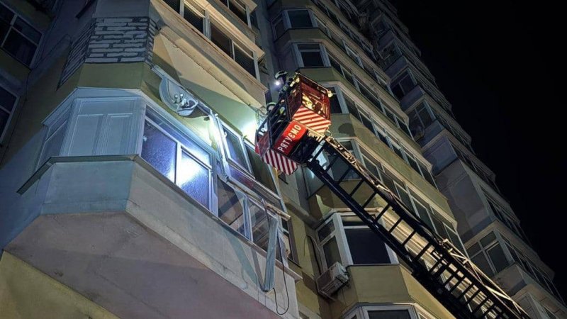 Russian strike hits Odesa, cuts power and water