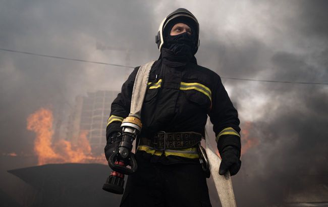 Russia hits Ukrainian mine in 6-hour drone assault