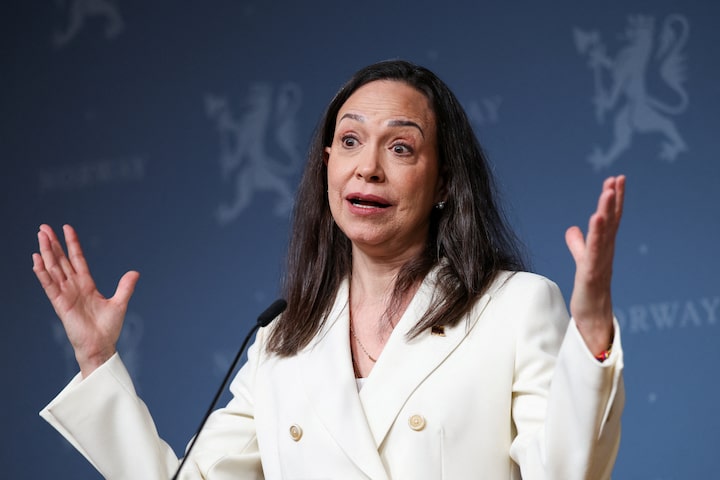 Machado pushes for peaceful transition after Maduro 