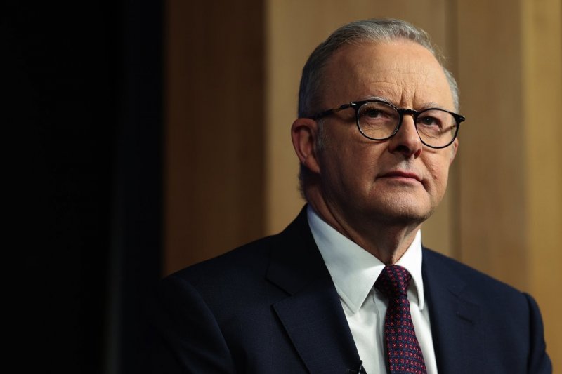 Australia eyes tougher gun laws after Bondi shooting 