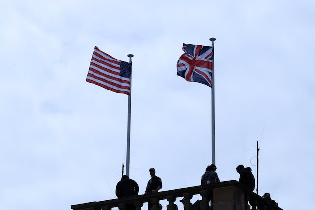 US pauses implementation of $40 billion technology deal with Britain 