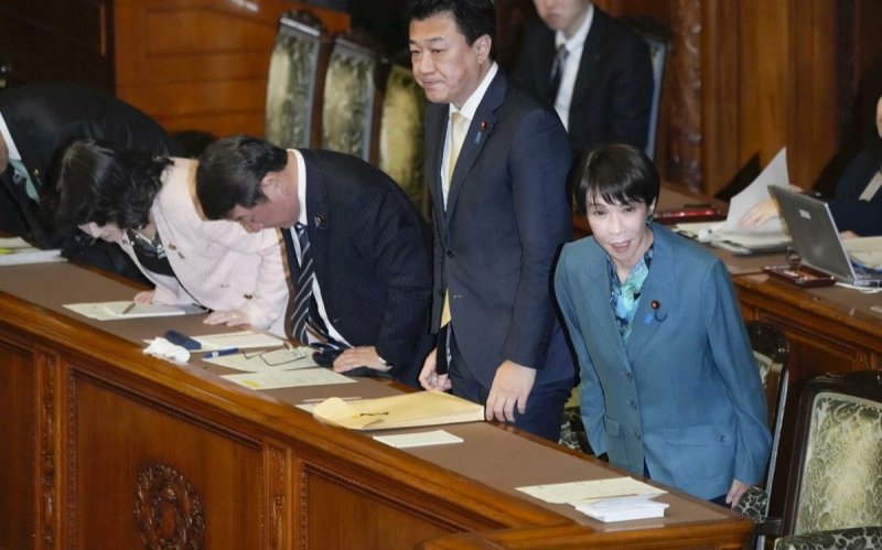 Japan eyes record 120 trillion yen budget for 2026