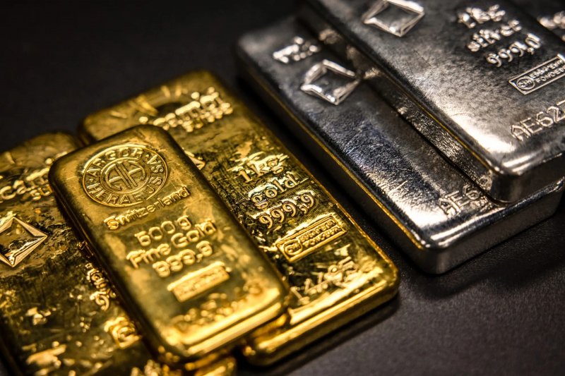 Gold, silver prices jump ahead of US inflation data