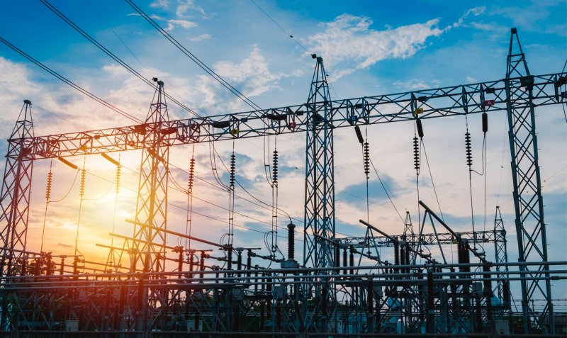 Kenya unveils $300M power deal 