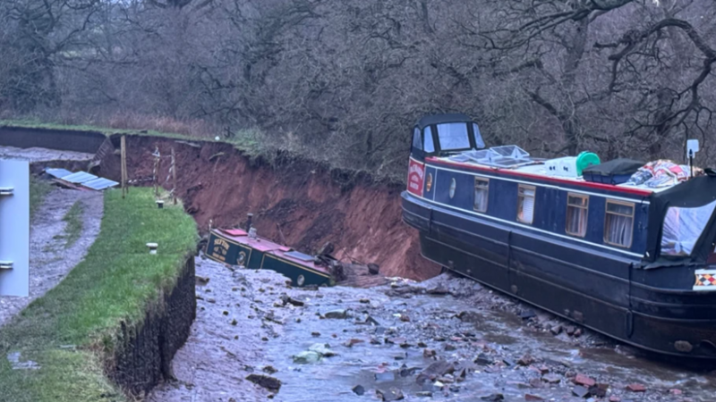 Shropshire canal collapses after massive sinkhole -  VIDEO 
