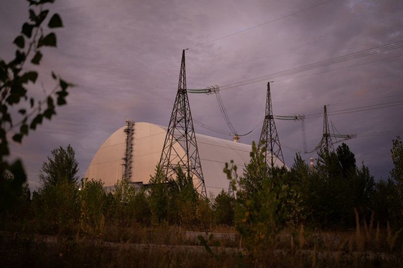 Chornobyl shield at risk after Russian strike, director warns
