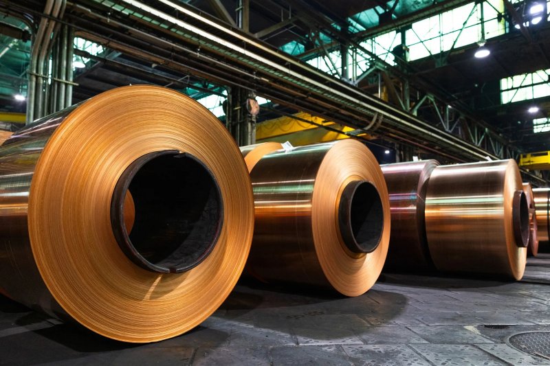 Copper set for strongest year since 2009 after rally
