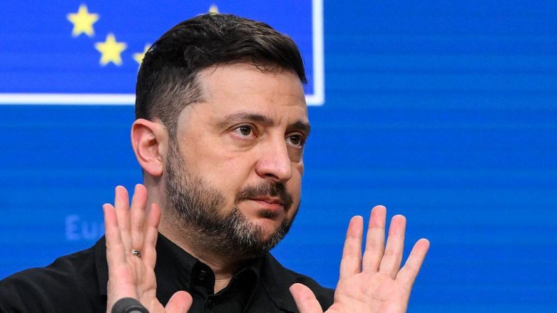 Zelensky signals possible Ukrainian pullback in East
