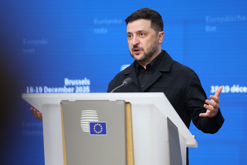 Zelenskyy reveals talks with US envoys on Ukraine 