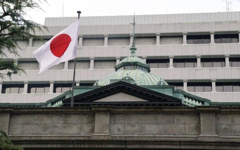 Japan approves record 122T yen budget for 2026