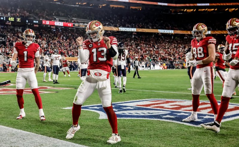 49ers edge Bears 42-38, clinch NFC top-seed shot