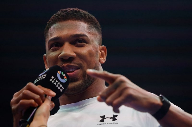 Anthony Joshua injured in fatal Nigeria car crash 