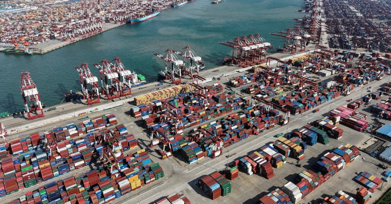 China to cut import tariffs on 935 items starting in 2026