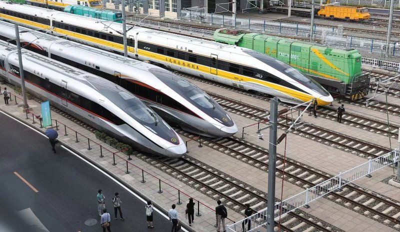 China’s high-speed rail network surpasses 50,000 km