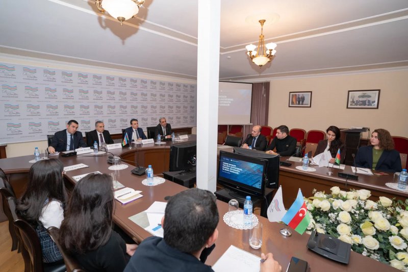 Azerbaijan's AIR Center and MFA jointly held training for media reps