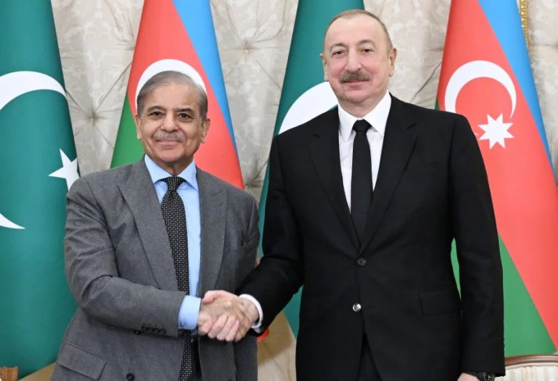 Pakistan PM congratulates President Aliyev on birthday, highlights deepening ties