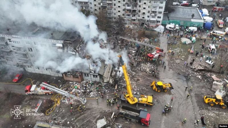 Russian strike on Ukrainian infrastructure kills two, officials say