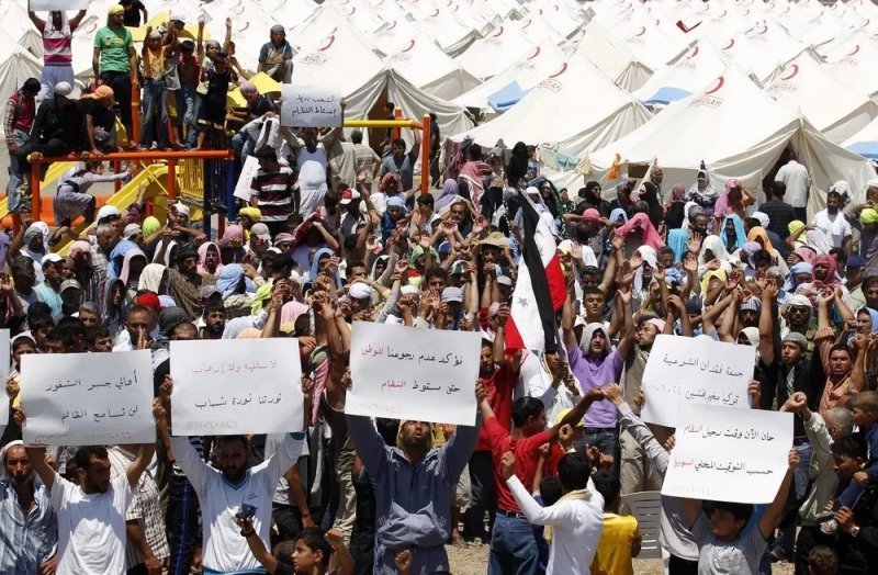 More than 100 protesters detained in Syria 