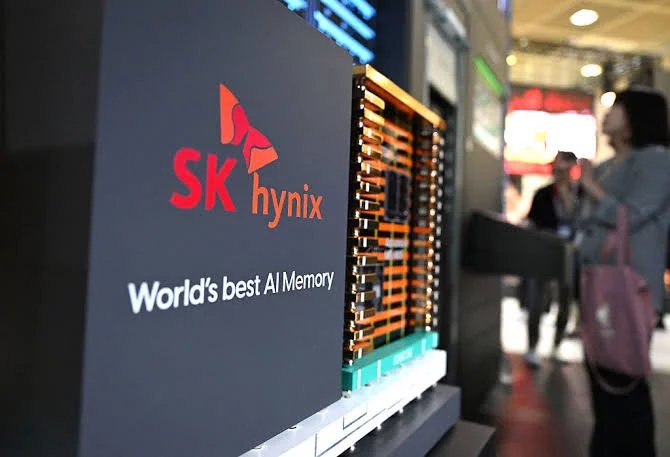 SK hynix weighs possible US stock market listing