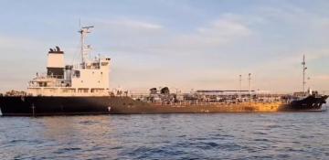 Iran's Revolutionary Guards seize oil tanker in Persian Gulf 