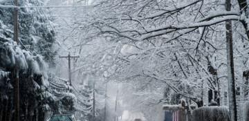 Northeast US braces for major snowfall after Midwest storm