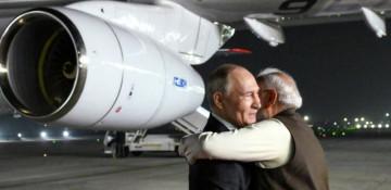  Putin in New Delhi: Key defense, trade deals expected 