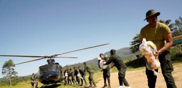 Sri Lanka cyclone survivors fear returning home 