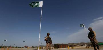 Pakistan, Afghanistan echange fire after talks fail