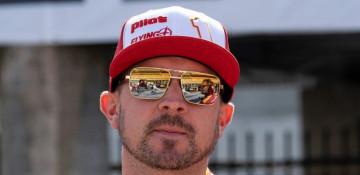 Former NASCAR star Michael Annett dies at 39, team says