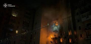 Russian drone strike sets Okhtyrka apartments ablaze 