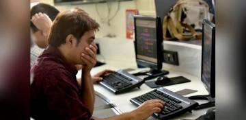 Sensex drops 800 pts, Nifty falls below 26k 
