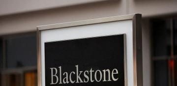 Blackstone targets retirement funds for private markets 