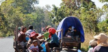 Over 54,000 Cambodians flee homes amid border clashes with Thailand