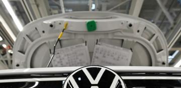 VW offers early retirement to India factory staff 