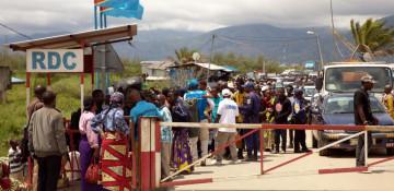  Burundi closes border with DR Congo