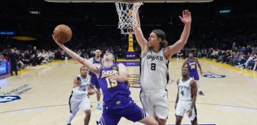 Spurs beat Lakers to reach NBA Cup semifinals