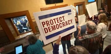 Indiana Senate faces final vote on new map 