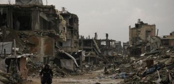 Winter storm floods Gaza tent camps, families struggle 