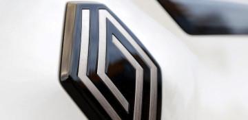 Renault cuts car-sharing, scales back EV charging