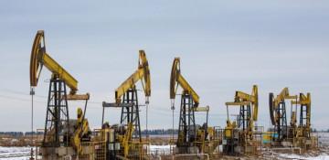Russia’s oil and gas revenue likely to halve in December