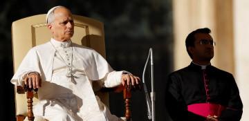 Pope warns Italian spies against smearing public figures 