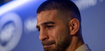 Topuria blames extortion for UFC 324 absence 