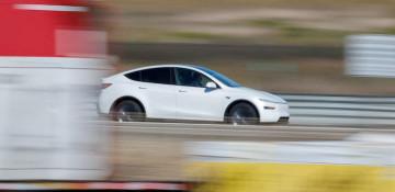 California puts Tesla sales ban on hold over autopilot claims