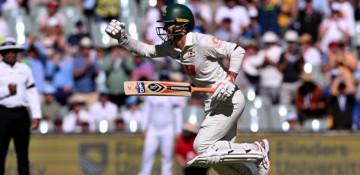 Carey’s ton lifts Australia on day one of 3rd Ashes Test