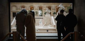 Louvre partially reopens amid strike after jewel heist 